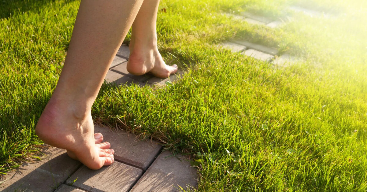 Mitä on tietoinen kävely: terveyttä parantava ja aivoja vahvistava harjoitus