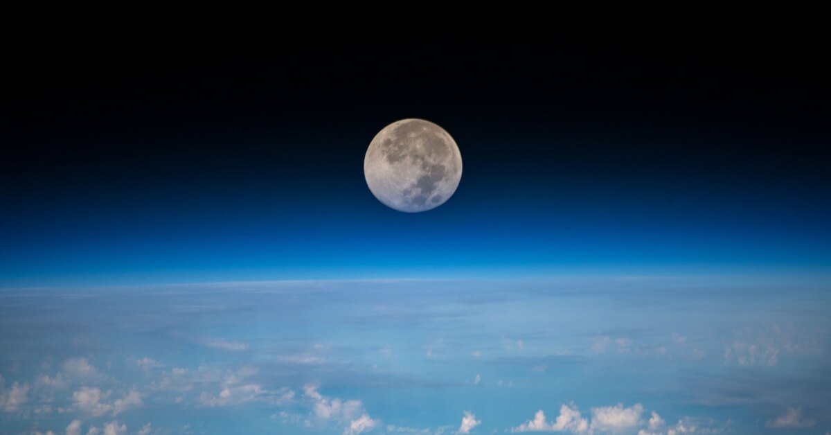 Kuu etääntyy maasta 3,8 cm joka vuosi: mitä muutoksia tämä aiheuttaa maapallolle?