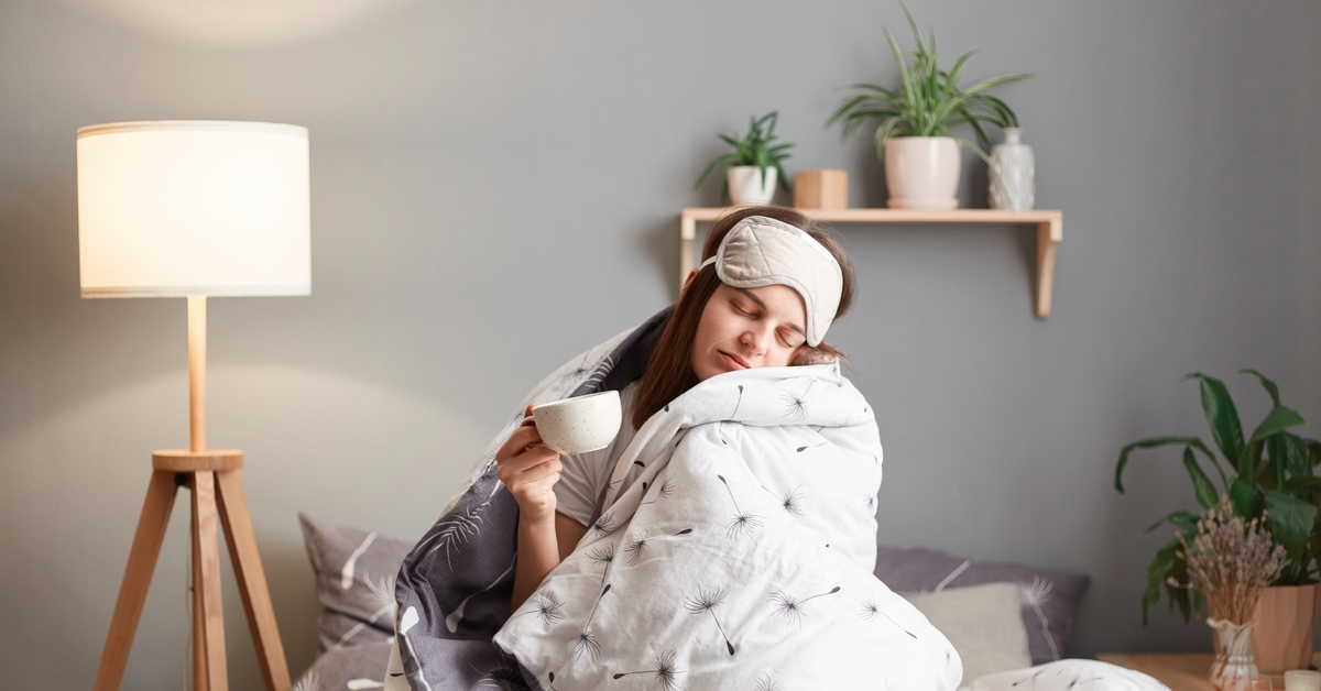 Vuoteen 2026 mennessä peitot ovat historiaa; tämä uusi, paljon tyylikkäämpi, mukavampi ja käytännöllisempi vaihtoehto on valloittamassa yhä useampia suomalaisia perheitä.