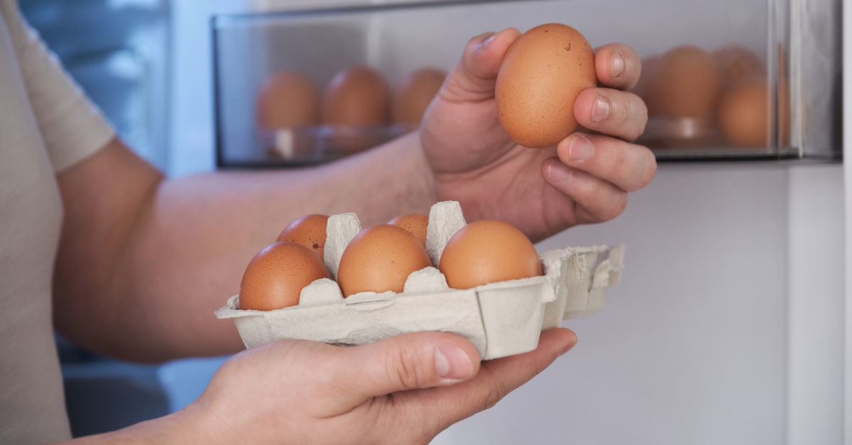 Kuinka kauan munat säilyvät jääkaapissa? Kysyimme asiantuntijoilta apua juhlapyhien leivontaan valmistautumiseen.