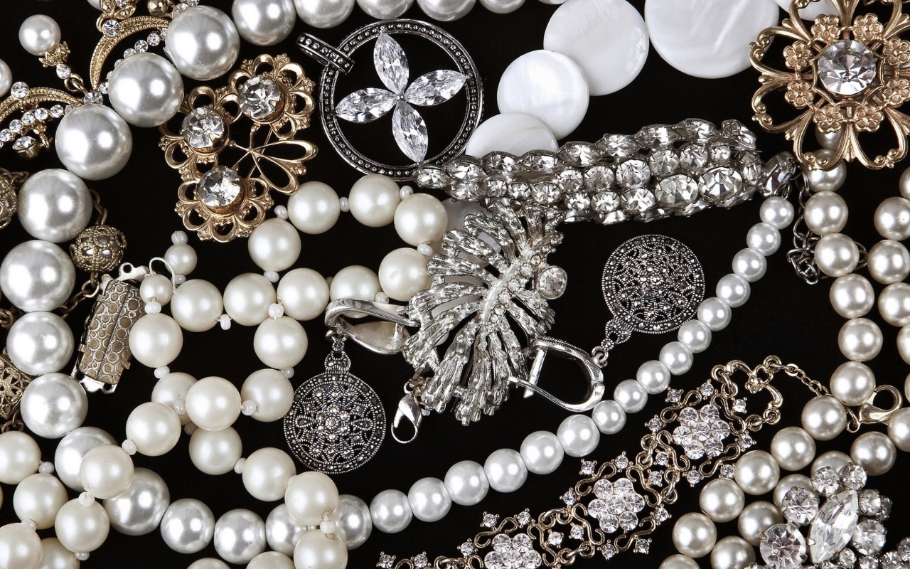 Habsburgien timantti, joka oli luultu kadonneeksi, löytyi varastosta Suomesta.