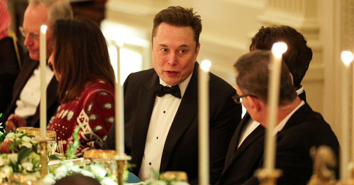 Elon Musk: ”Jos työskentelet 100 tuntia viikossa ja muut 50, ansaitset kaksinkertaisen palkan.”