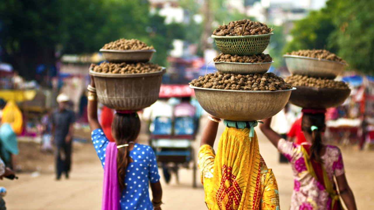 Suomalainen matkailija oppi intialaiselta kuljettajalta elämänviisauden: ”Elämä ei ole rahan takia”