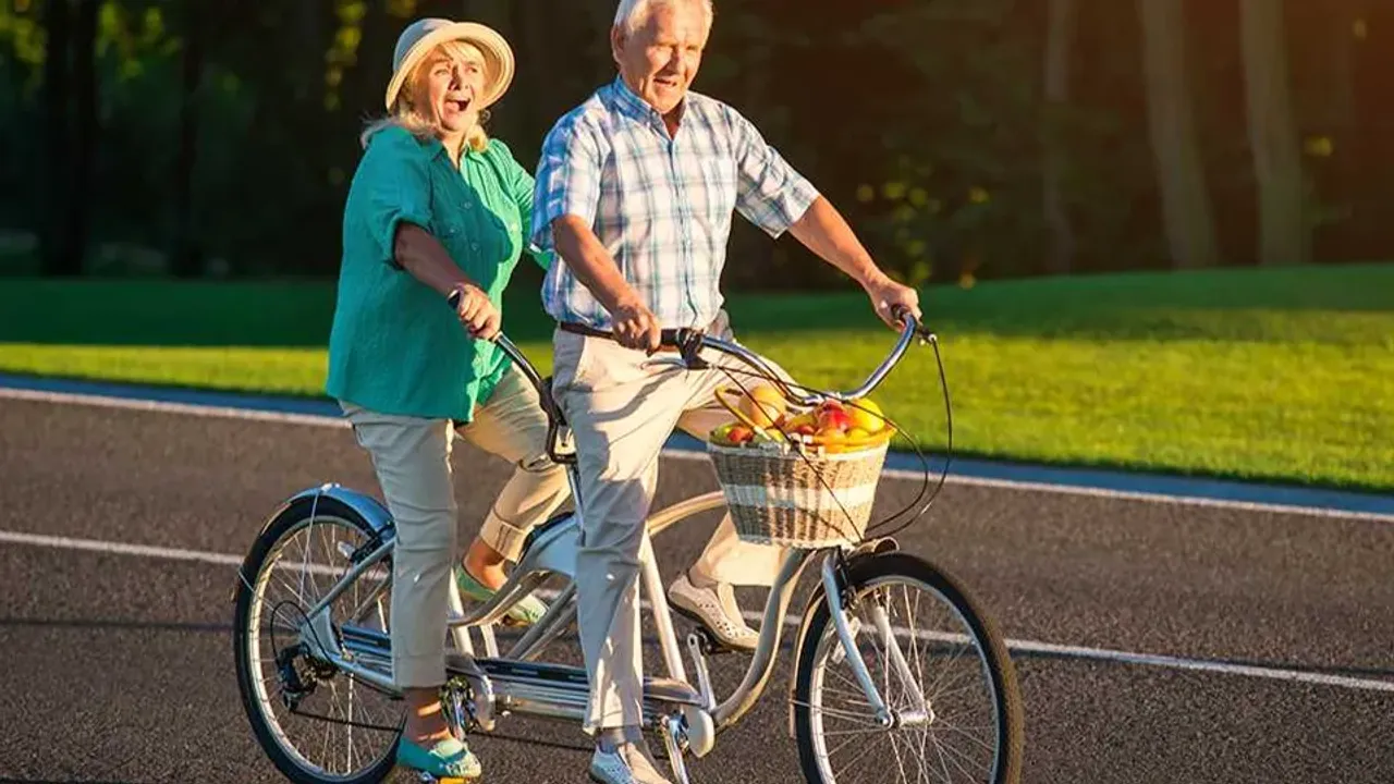 Ei juoksua, ei uintia: 20 minuutin harjoitukset, joita asiantuntijat suosittelevat yli 50-vuotiaille naisille aivojen hyvinvoinnin ylläpitämiseksi