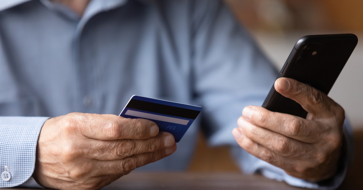 7 luottokorttimaksujen virhettä, jotka tuhoavat tilisi lopullisesti