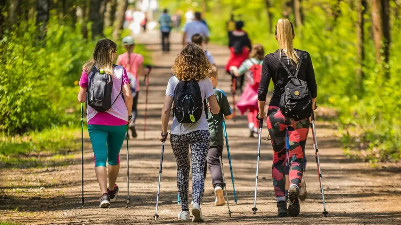 Kuinka paljon pitää kävellä, jotta sydän pysyy kunnossa? Tärkeää on minuuttien määrä, ei askelten määrä.