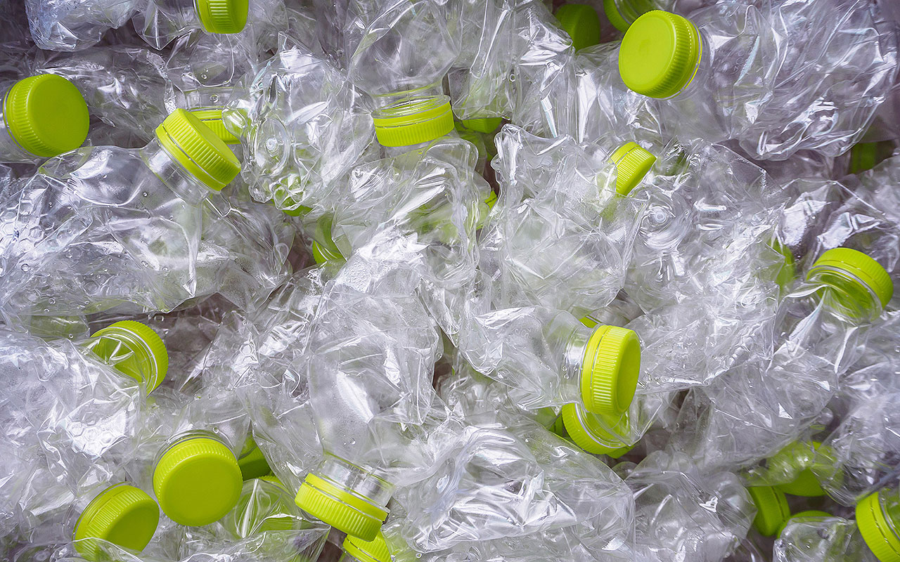 Kiina väittää, että se on jalostanut muovijätteen uudeksi materiaaliksi, joka lisää akkujen tehoa ja käyttöikää.