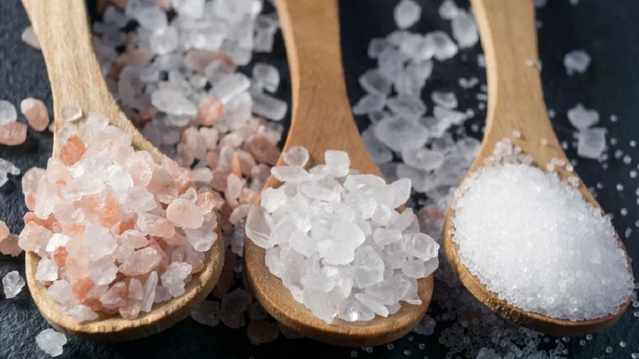 Pysäytin kondenssin muodostumisen ikkunoihin yöllä asettamalla ikkunalaudalle halvan esineen.