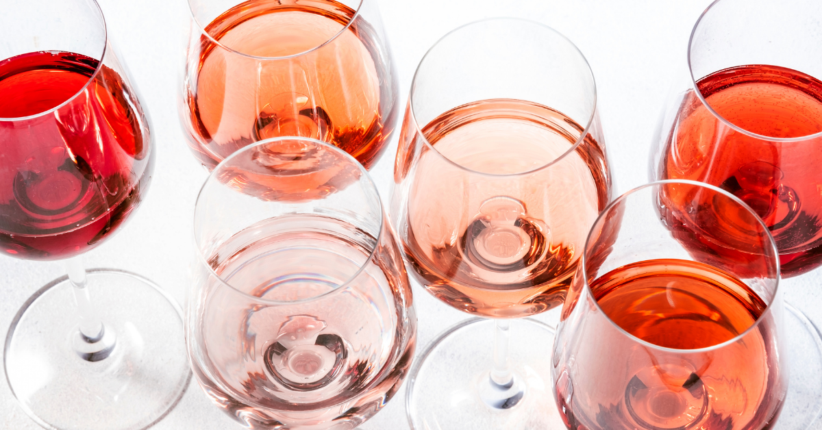 Kuinka monta lasillista viiniä pullo sisältää?