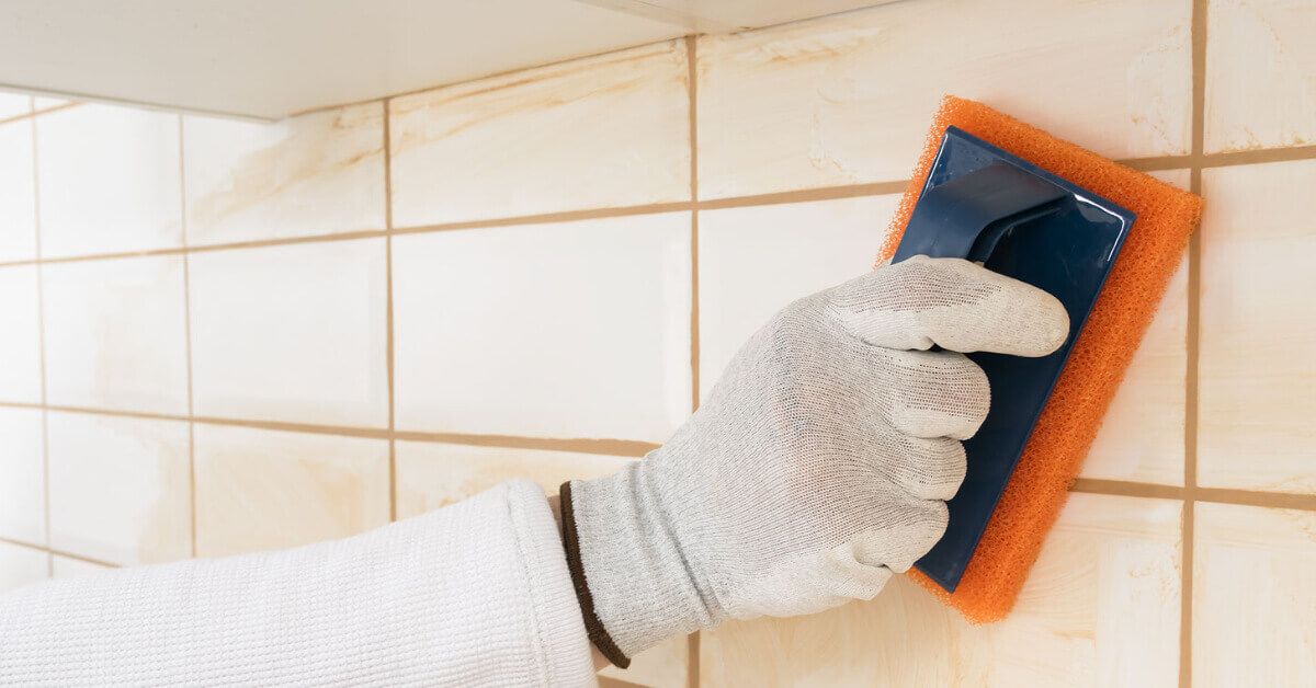 Levitä tätä laastia. Se poistaa kaiken lian 15 minuutissa.