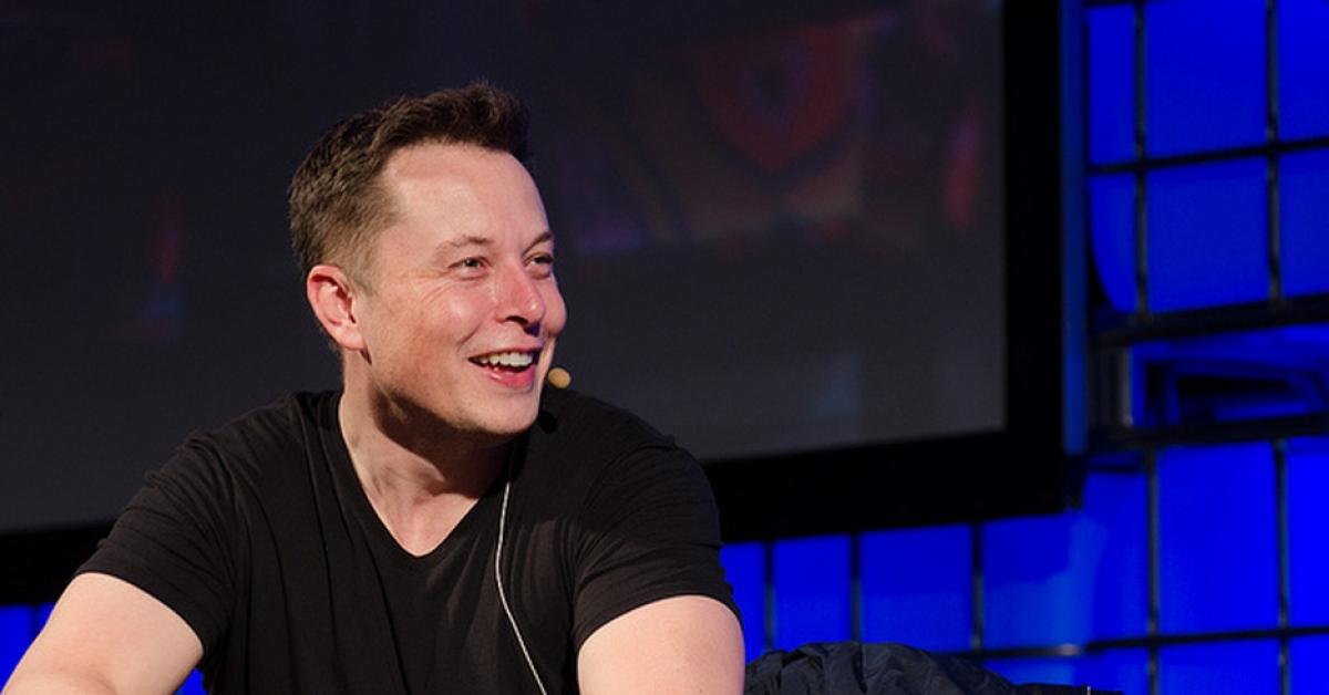 Elon Musk: ”Jos työskentelet 100 tuntia viikossa ja muut 50, ansaitset kaksinkertaisen palkan.”