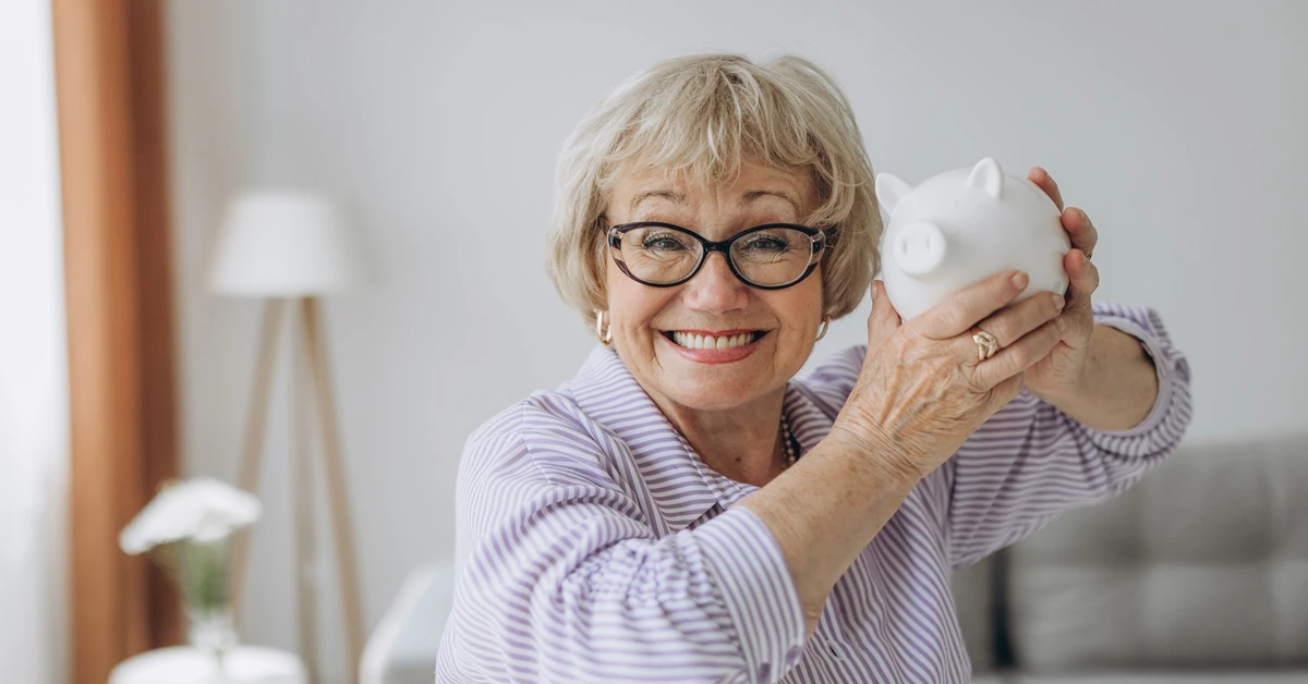 Kuinka paljon sinun olisi pitänyt säästää 40-, 50- ja 60-vuotiaana, jotta voisit elää huolettomasti eläkkeellä? Tässä on summa.