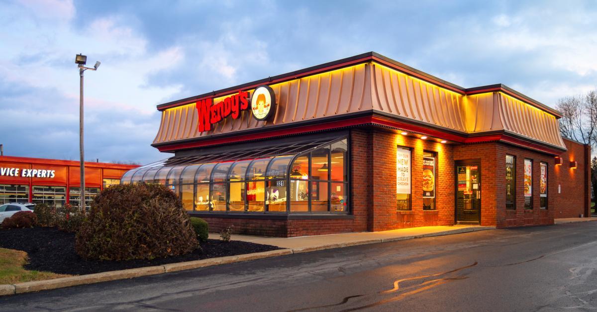 Tässä maassa suosituin pikaruokaravintolaketju sulkee ovensa: yli 200 ravintolaa sulkee ovensa lopullisesti.