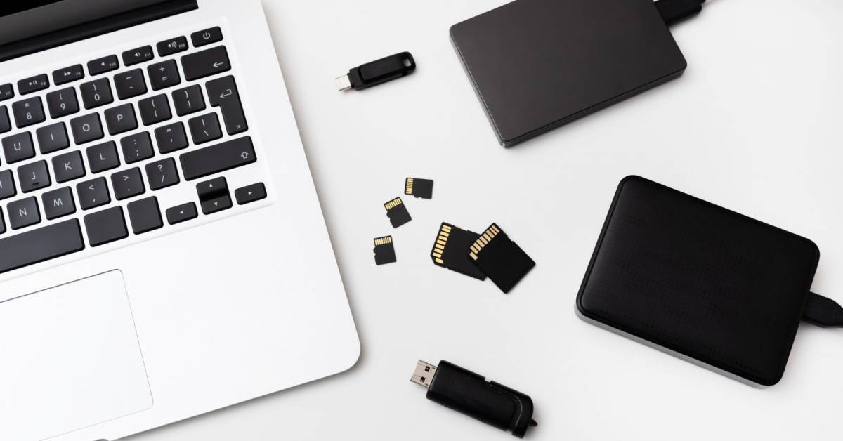 Hyvästi, USB-muistitikut ja flash-muistitikut: on syntynyt uusia tapoja tallentaa tietoa, valokuvia ja asiakirjoja.