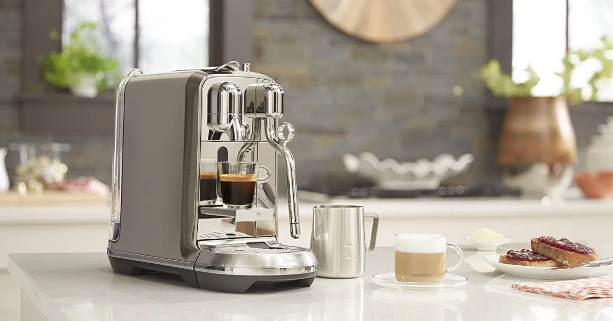 Huomio: nämä kodinkoneet voivat aiheuttaa tulipalon, jos ne kytketään jatkojohtoihin.