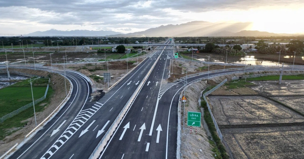 Miellyttävä lahja EU:lta: ilmaiset moottoritiet tuhansille autoille vuoteen 2031 asti