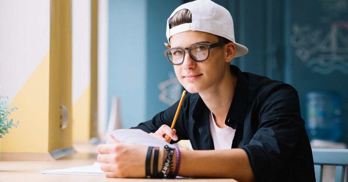 Valitse yksi kuvassa olevista yhdeksästä tuolista ja paljasta piilevät luonteenpiirteesi.