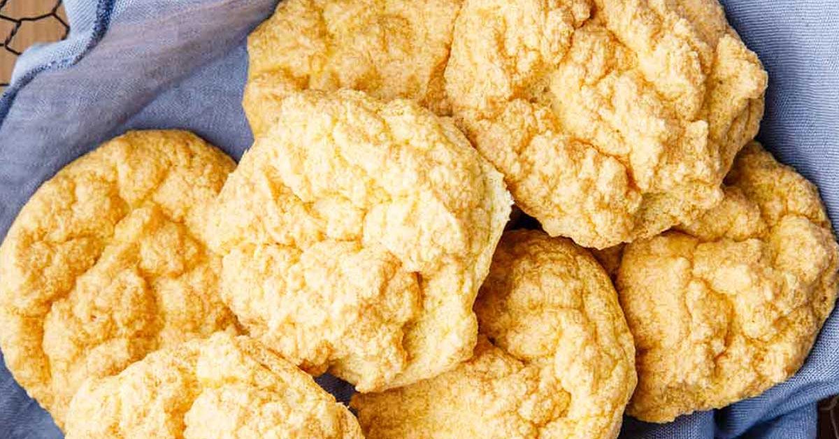 Pilvileipä pannulla, helppo ja nopea resepti: miten se valmistetaan ilman uunia ja jauhoja?