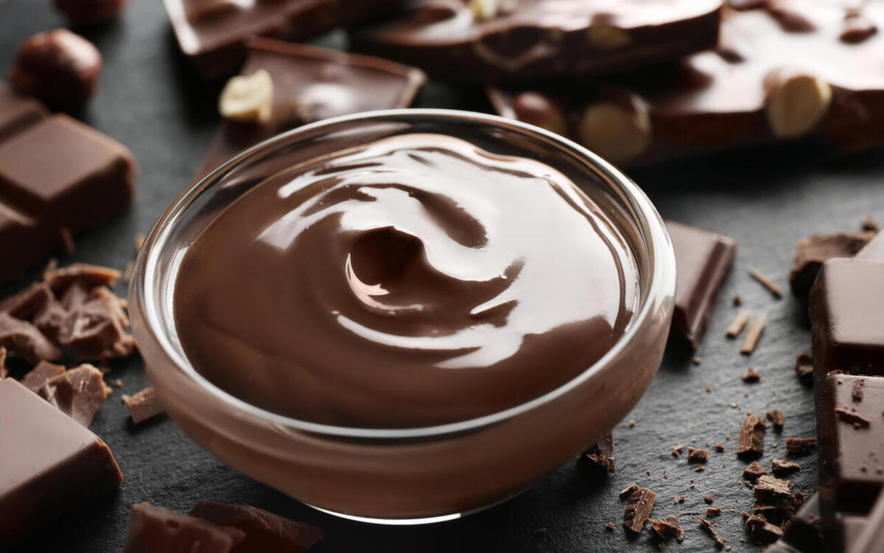 Tämä on yksi parhaista pannukakkujen täytteistä. Valmistan sen kahdesta yksinkertaisesta ainesosasta.