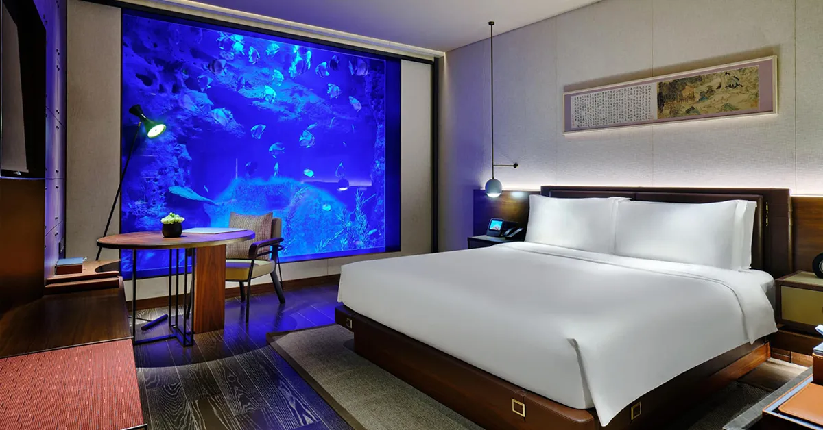 Viiden tähden hotellin tyynyt kotonasi: tarkoin varjellut unen salaisuudet, kuin palatsissa