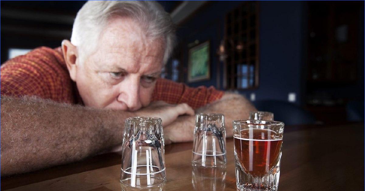 Neurologi Richard Restak: ”Jos olet 65-vuotias tai vanhempi, suosittelisin luopumaan kokonaan alkoholista.”