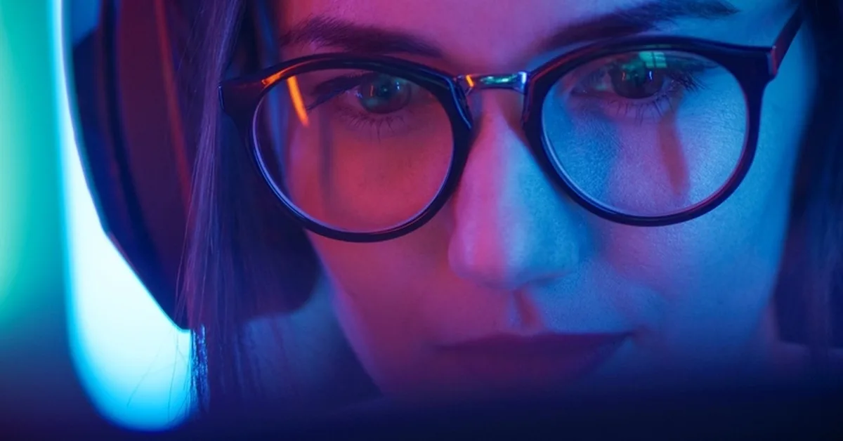 Ei paitoja eikä lautasliinoja: optikot käyttävät tätä temppua, jotta silmälasit pysyvät pidempään uudenveroisina.