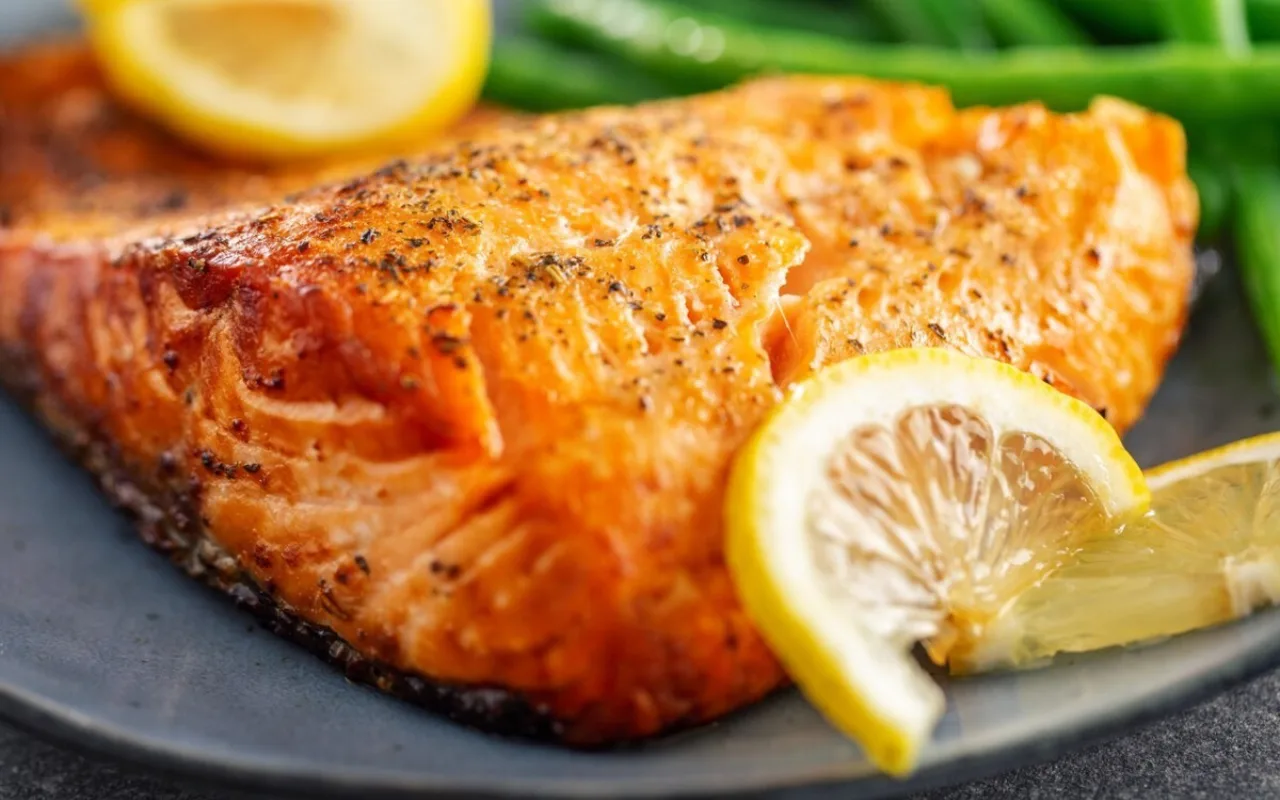 Paras rasva kalan paistamiseen. Se säilyttää mahdollisimman paljon ravintoaineita ja maistuu herkulliselta.