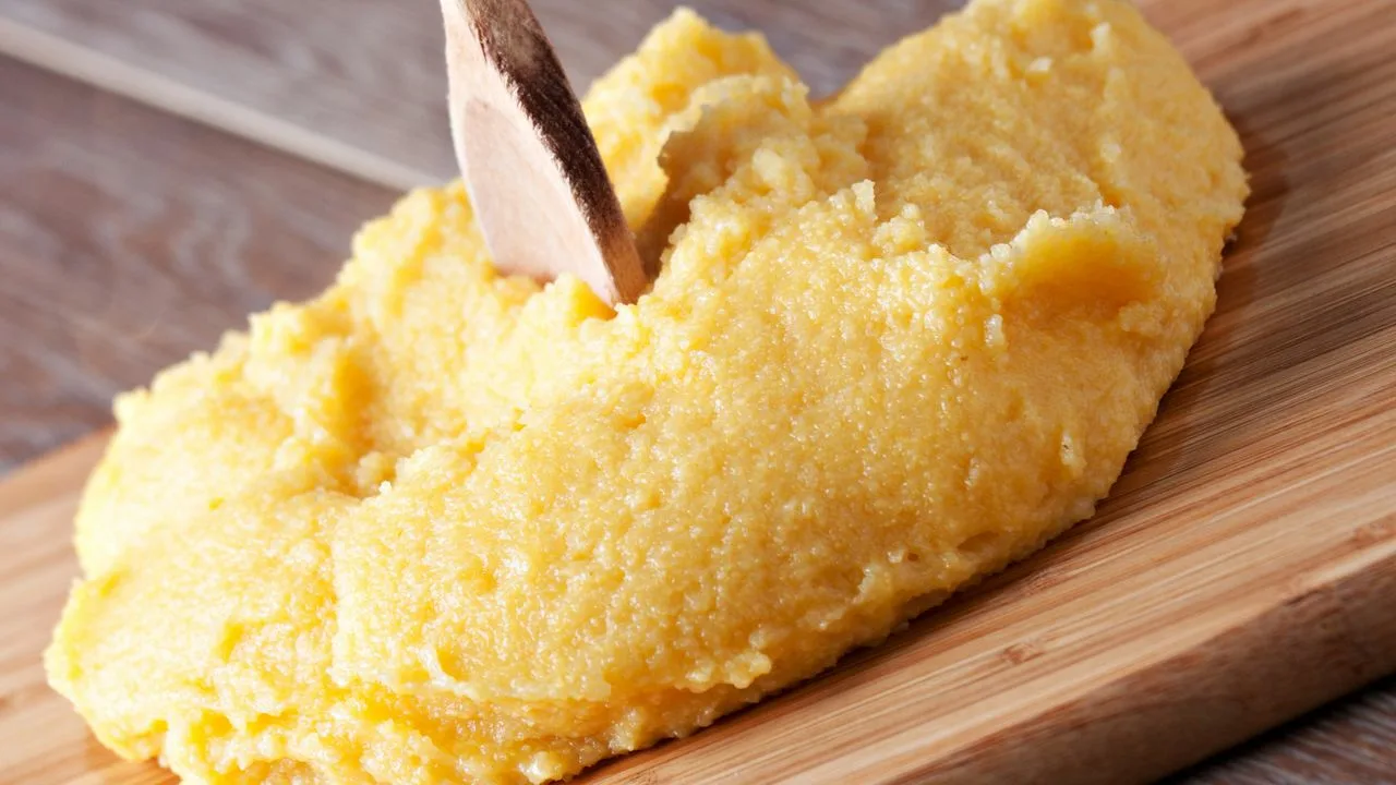 Vähentää ruokahalua ja estää ylensyöntiä: polentapohjainen ruokavalio kestää vain 4 päivää, mutta se tekee ihmeitä kehossa.