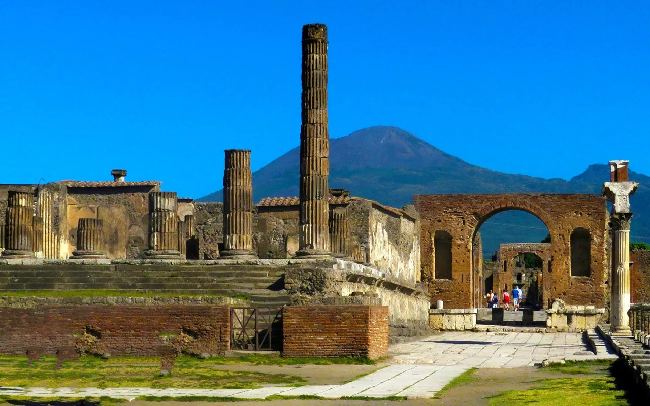 Olemme edelleen roomalaisia: Pompejin rakennukset, jotka ovat säilyneet kaupungeissamme