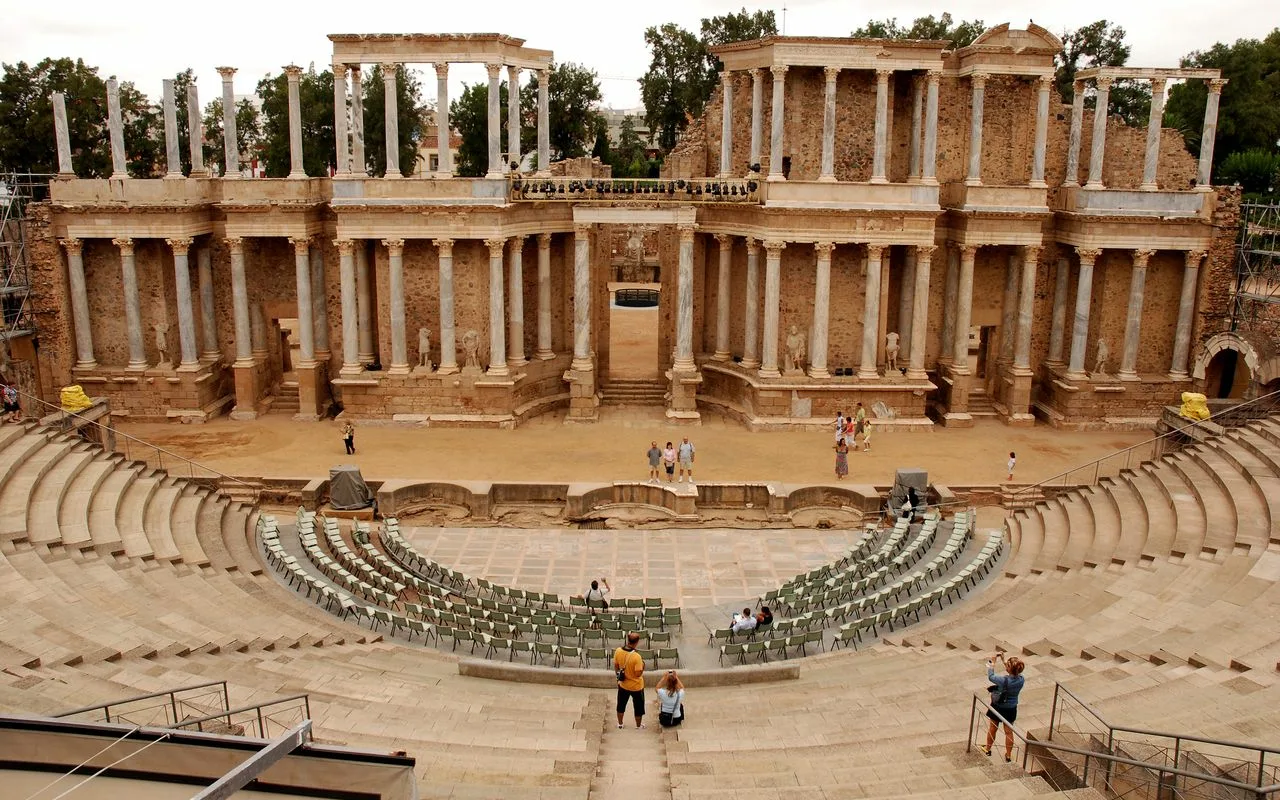 Olemme edelleen roomalaisia: Pompejin rakennukset, jotka ovat säilyneet kaupungeissamme