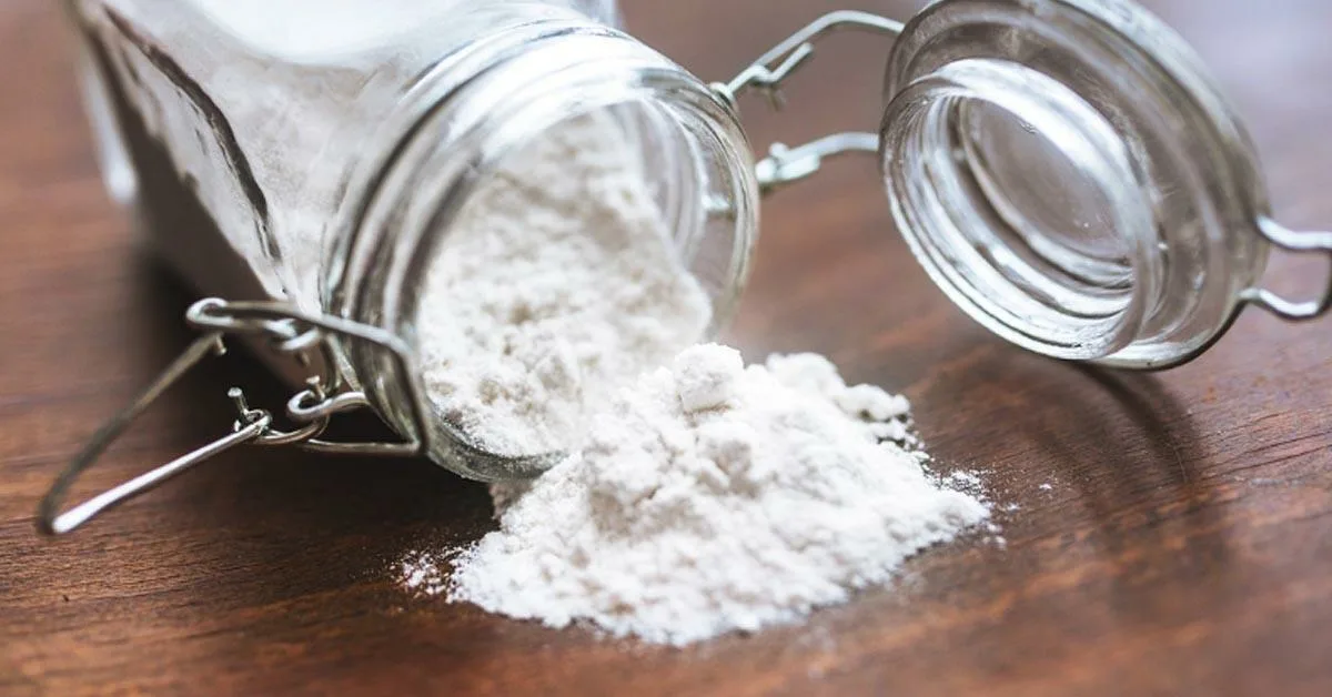 Kuinka poistaa ruostejäljet työkaluista etikan ja ruokasoodan avulla