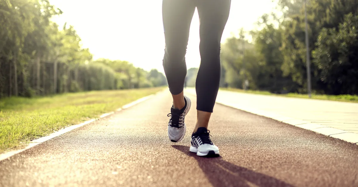 Terveyden kannalta on hyödyllistä kävellä, mutta parempi on kävellä nopeasti!