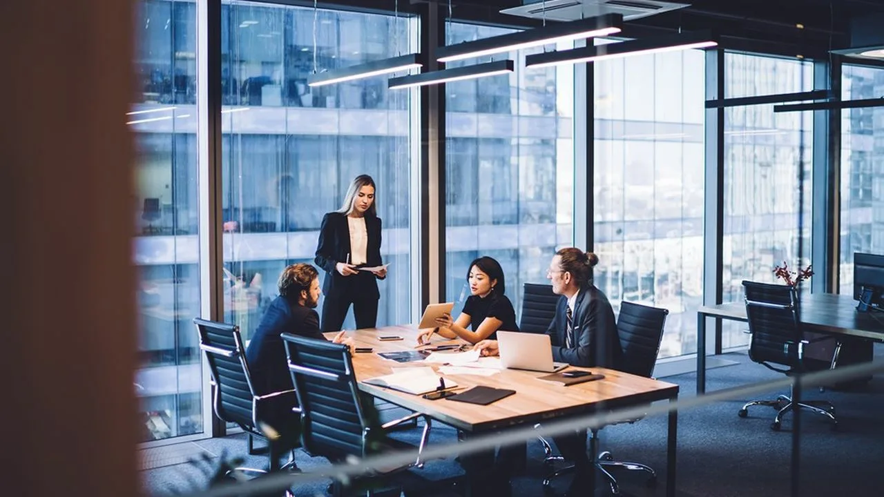 Outo psykologinen temppu, joka tekee mistä tahansa esityksestä mieleenpainuvan