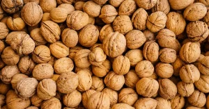 Ovatko pähkinät karvasia? Yksinkertainen keittiövinkki, joka poistaa nopeasti epämiellyttävän maun.