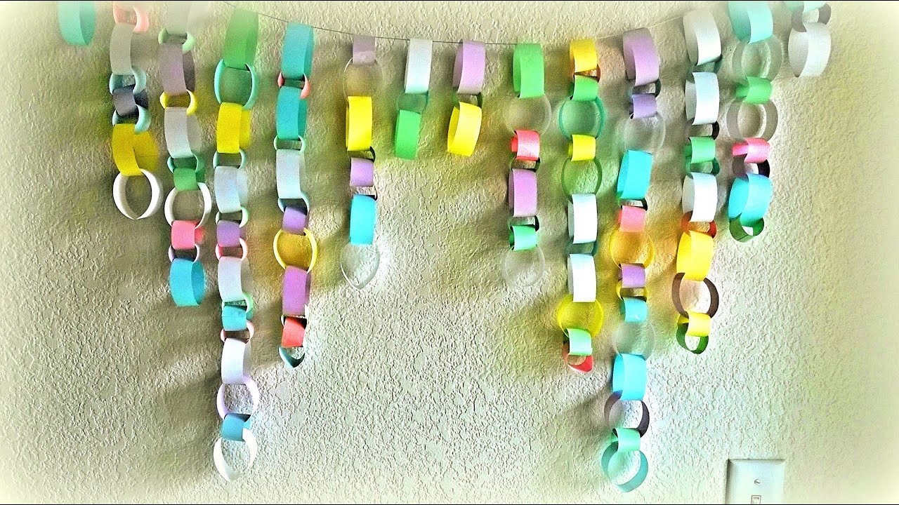 Kierrätys: säilytä wc-paperin kartonkiputket ja tee niistä kauniita joulukoristeita.