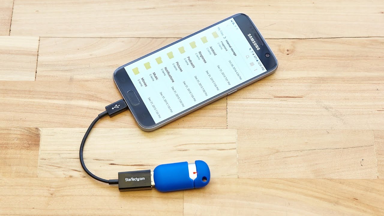 Kuinka siirtää tiedot matkapuhelimesta suoraan USB-muistitikulle ilman tietokonetta