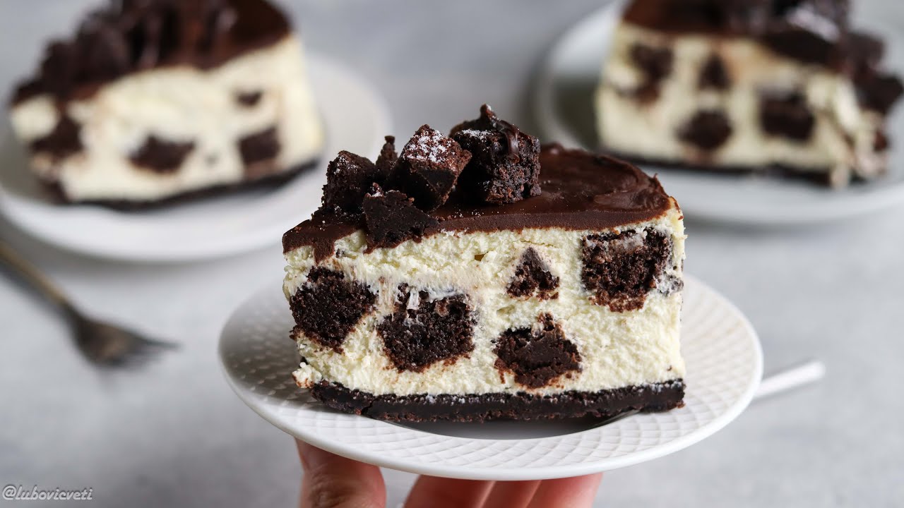 Kotitekoiset juustokakku-browniet suklaamurulla: täydellinen terveellinen välipala ilman jauhoja