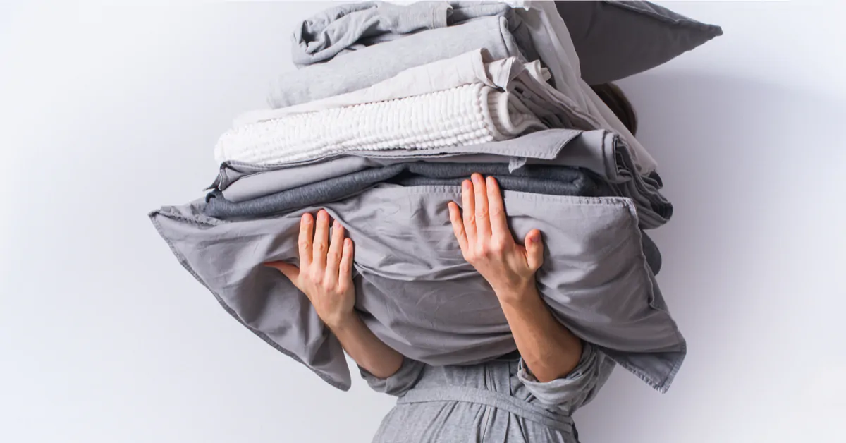 ”Lakanoita ei tarvitse vaihtaa joka kuukausi tai joka toinen viikko”: asiantuntija ilmoitti tarkan vaihtovälin