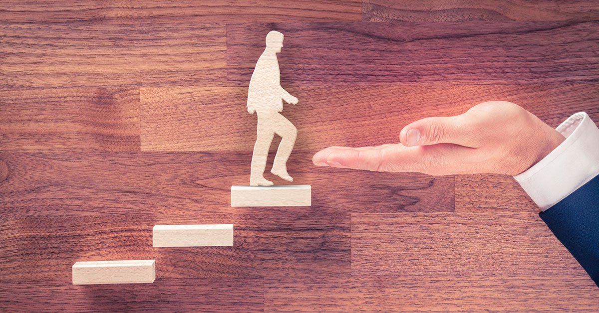 Miksi kasvuhakuinen ajattelutavan kehittäminen on ratkaisevan tärkeää sopeutumiseksi työympäristön nopeisiin muutoksiin