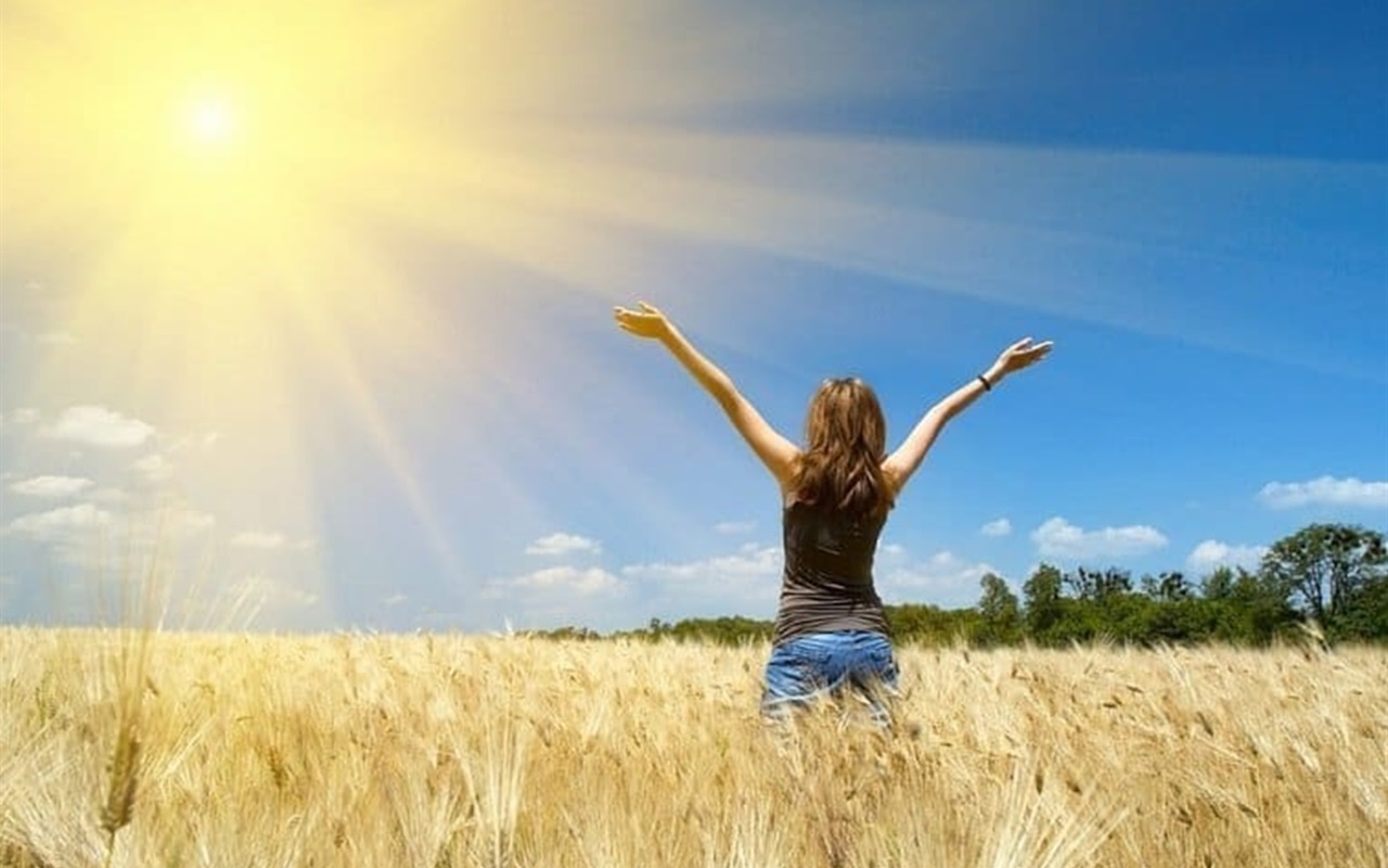 Mitä tarkoittaa psykologian mukaan yksinäisyyden valitseminen jonkun kanssa olemisen sijaan?