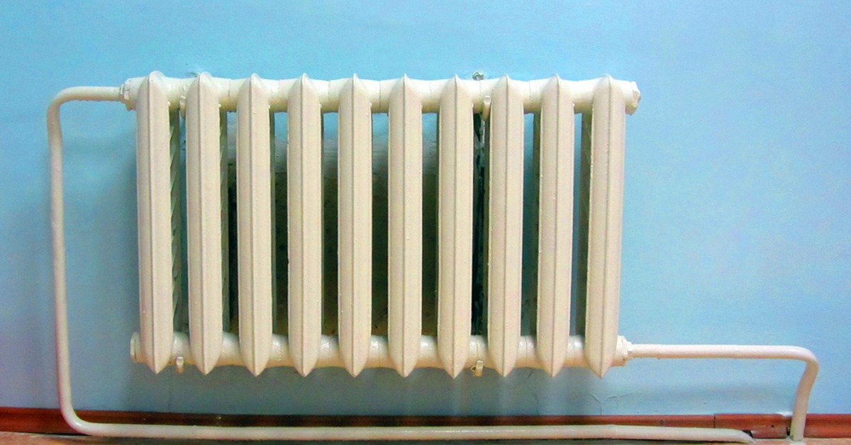 Kuinka puhdistaa lämmitysradiaattorit sisä- ja ulkopuolelta: kaikki vinkit, jotta ne näyttävät uusilta ja parantavat kodin lämpöä