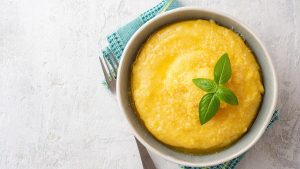 Vähentää ruokahalua ja estää ylensyöntiä: polentapohjainen ruokavalio kestää vain 4 päivää, mutta se tekee ihmeitä kehossa.