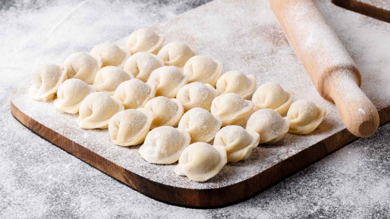 15 minuutissa valmistuvat pelmeni: maistakaa kerran ja haluatte syödä koko pannullisen.