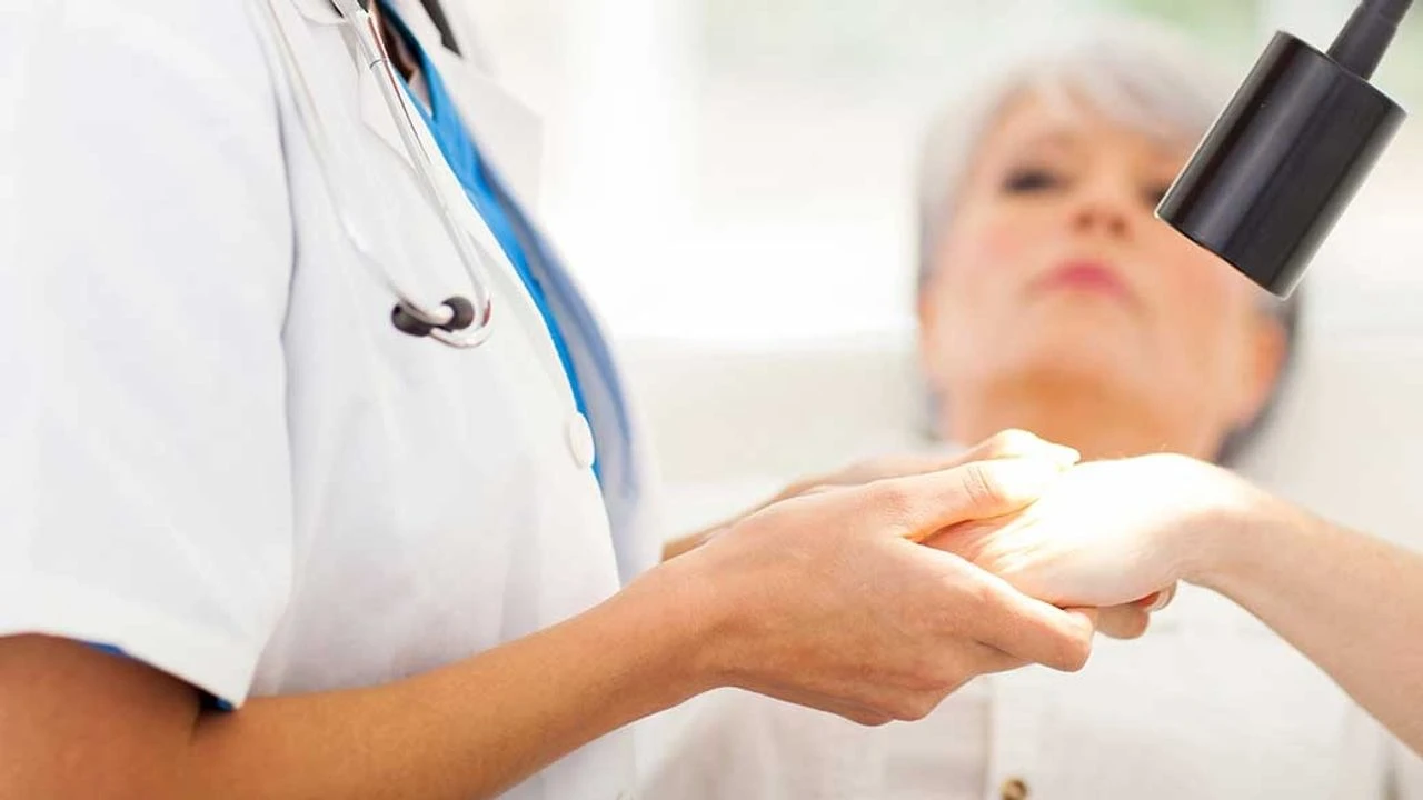 65 vuotta ja vanhemmat: ihotautilääkärit varoittavat yleisestä hygieniavirheestä