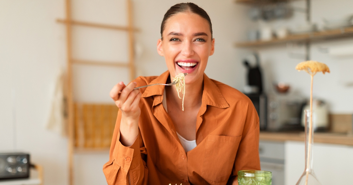 Kannattaako syödä talvella aikaisemmin? Tässä on suositeltava aika parhaan ruoansulatuksen ja unen saavuttamiseksi.
