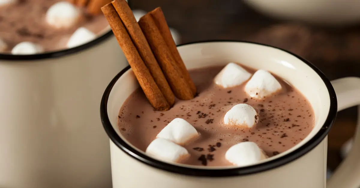 Tämä unohdetaan liian usein, mutta tämä talvijuoma on yksi parhaista: se stimuloi keskittymiskykyä ja muistia.