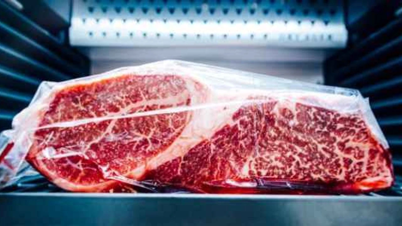 Säilytätkö lihaa pakastimessa? Tämän ajan kuluttua se ei ole enää käyttökelpoista.