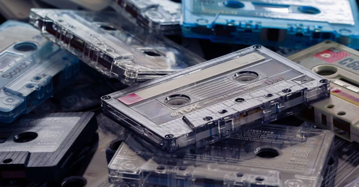 Nykyään vanhat kasetit ovat kullanarvoisia. Jos sinulla on niitä, voit ostaa niillä unelmiesi loman.