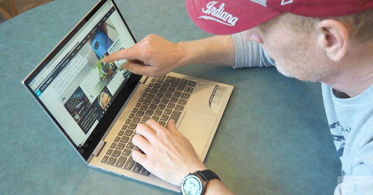 Asiakas huomasi, että tietokoneen muisti ei vastannut todellista muistia, ja vaati rahojen palauttamista. Minkä päätöksen kuluttajariitoja käsittelevä komissio teki?