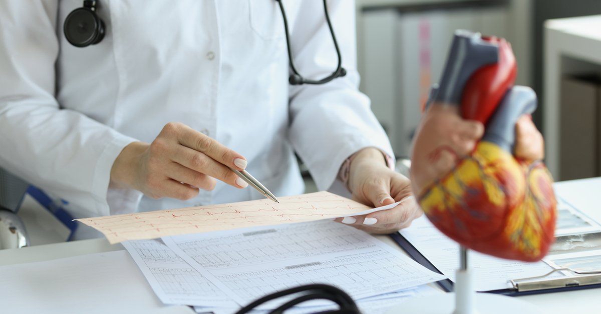 Yksi maailman johtavista kardiologeista jakaa reseptin pitkään elämään ja taloudellisesti tehokkaimpaan tapaan vähentää sydän- ja verisuonitautien riskiä.